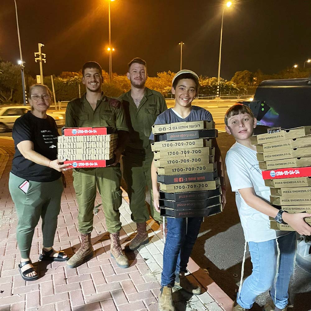 הלל בראלי סויסה - תרומה לחיילים